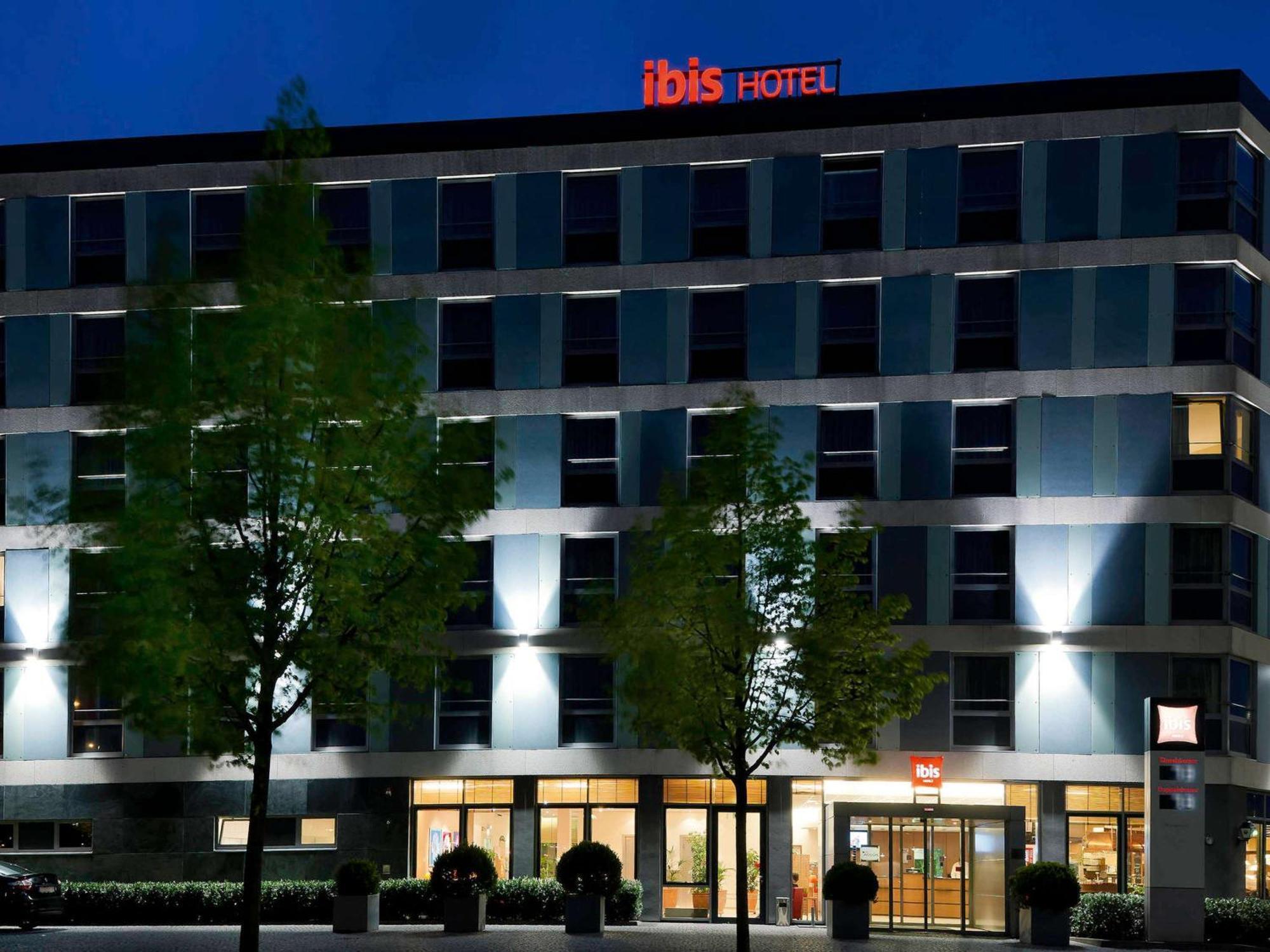 Ibis Koln Messe Hotell Exteriör bild