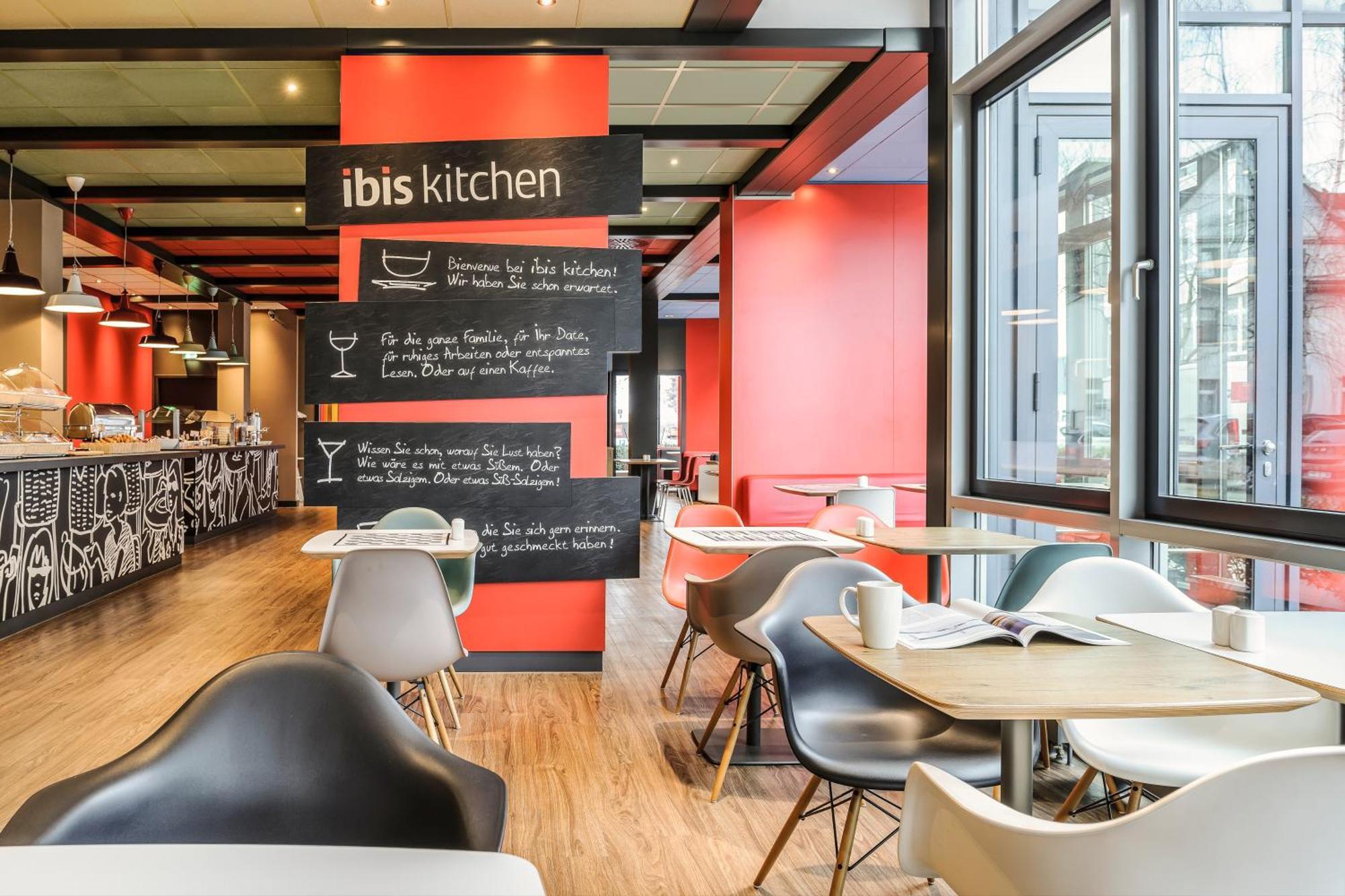 Ibis Koln Messe Hotell Exteriör bild